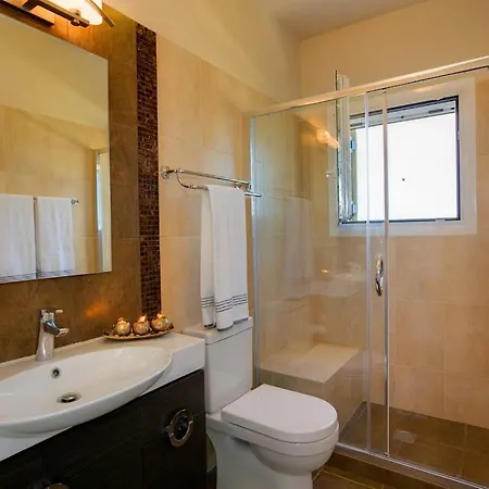 וילה Anna Rebecca